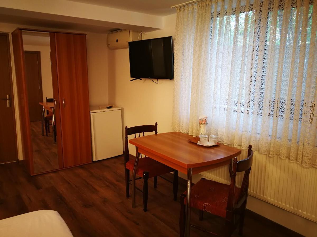 Vila Speranta Pleşcoi 외부 사진