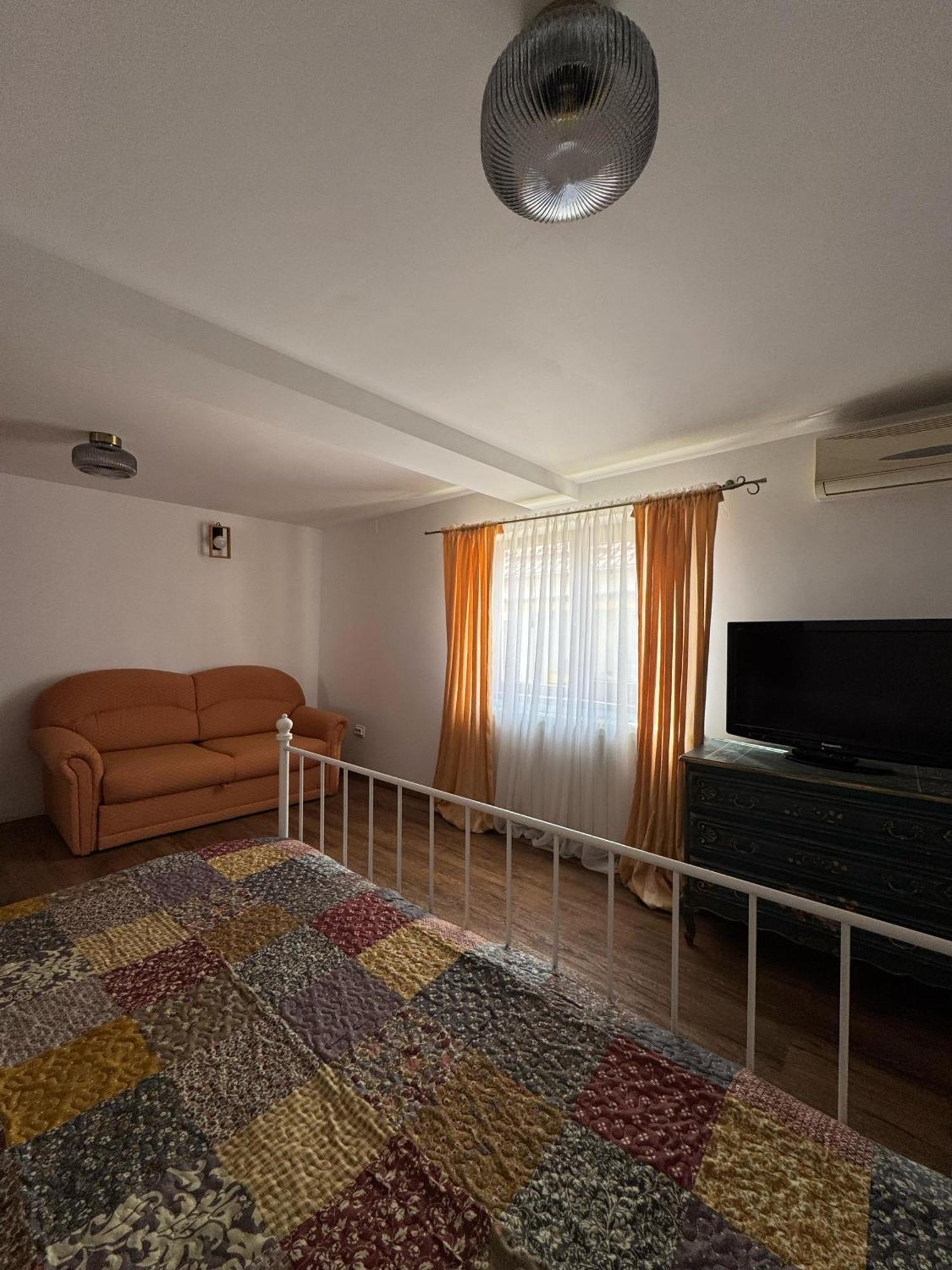 Vila Speranta Pleşcoi 외부 사진