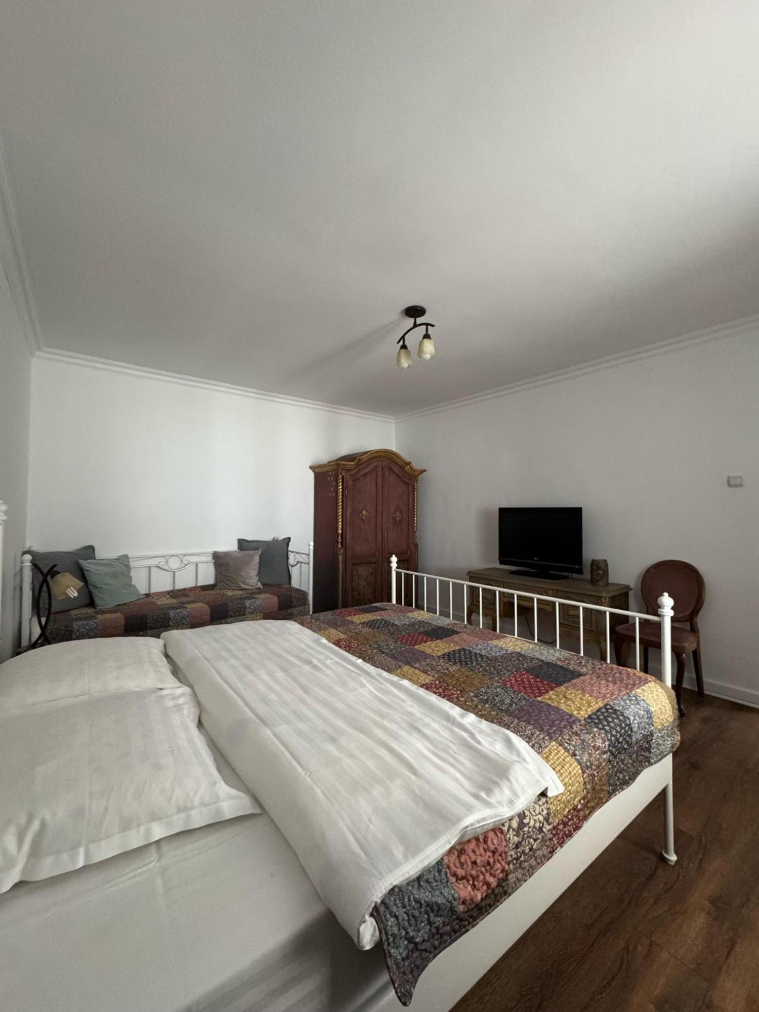 Vila Speranta Pleşcoi 외부 사진